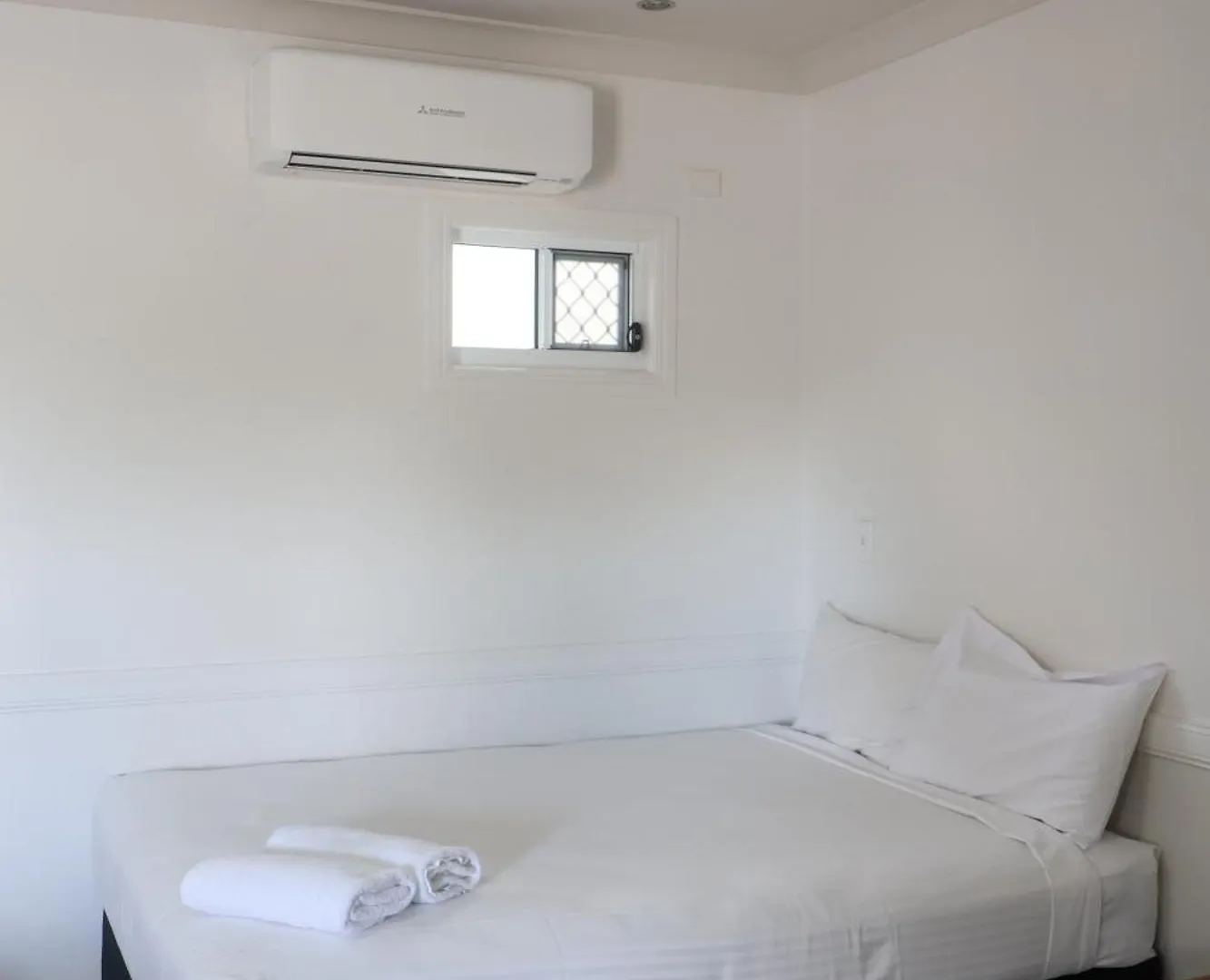 ***  Park Avenue Hotel Motel Rockhampton Australia
